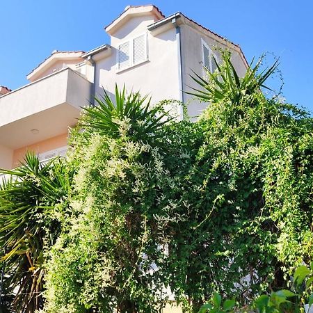 Apartments Mazuran Hvar Town Exterior photo